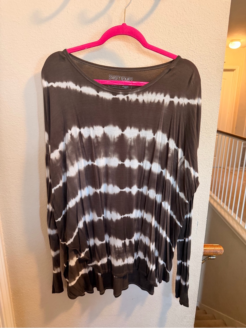 Sweet Romeo Olive Green & White Tie-Dye Long Sleeve Tee
